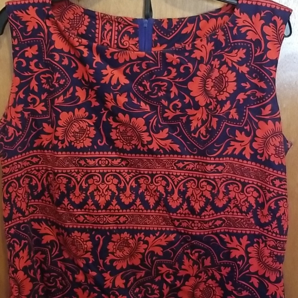 Dress - Picture 2 of 4